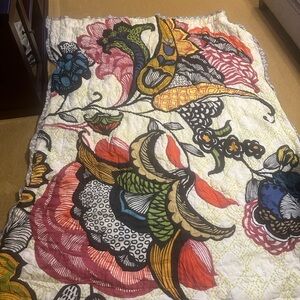 1 twin size Anthropologie bedding with sham